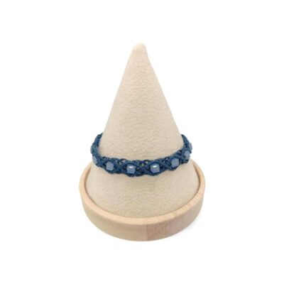 Χειροποίητο Βραχιόλι Μακραμέ Μπλε με Γαλάζια Κρύσταλλα Κύβους