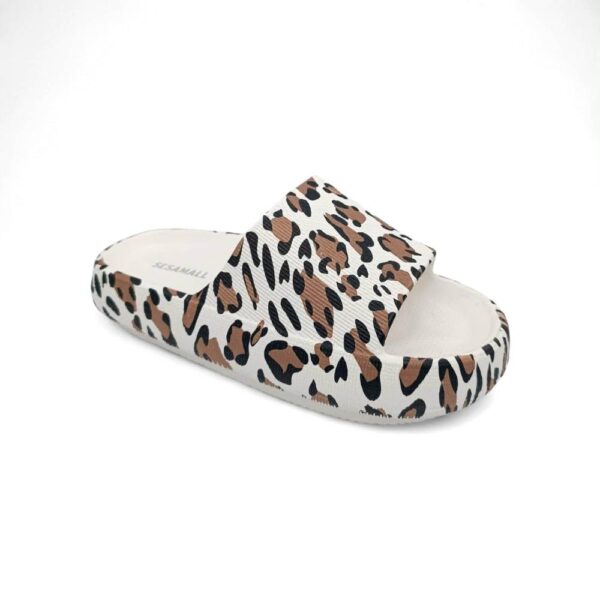 Sesamall Γυναικείες Καλοκαιρινές Παντόφλες Leopar White